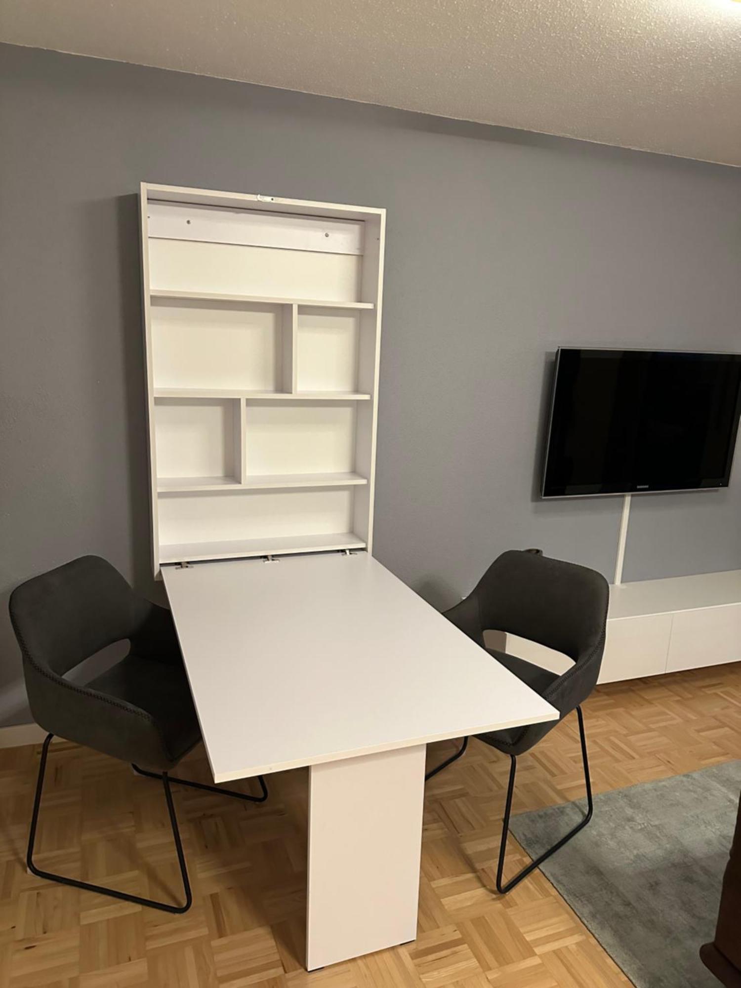 Im Zentrum Der Dresdner Neustadt Mit Aussenstellplatz Apartment *